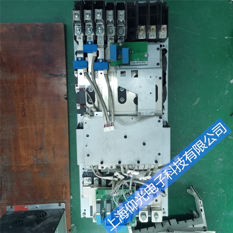 寶德BALDOR伺服驅動器MD2A15SR-RC20上電后不工作報警維修,