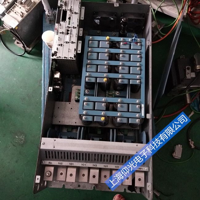 上海鮑米勒Baumuller伺服器伺服驅動器無顯示故障維修電話