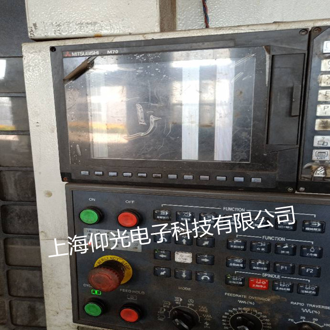 三菱數控系統維修上電黑屏