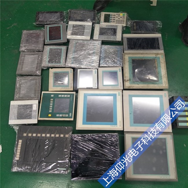 西門子TP1500進(jìn)不了系統(tǒng)顯示屏維修,西門子TP1500觸摸屏系統(tǒng)半天進(jìn)不去維修