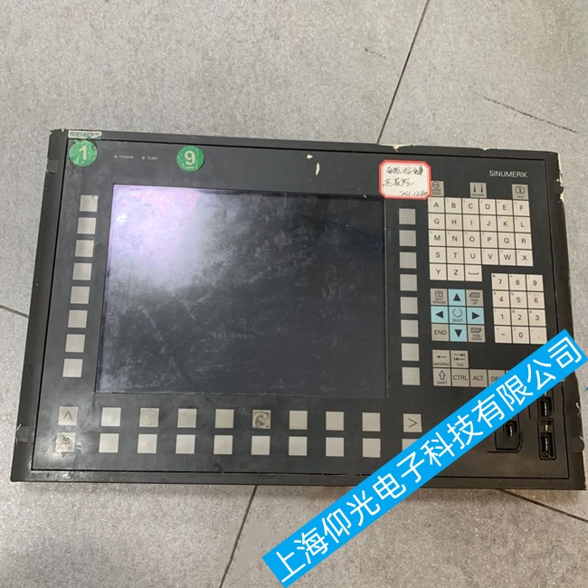 無錫西門子數控系統SINUMERIK 802S/C黑屏或無顯示故障維修當天修好