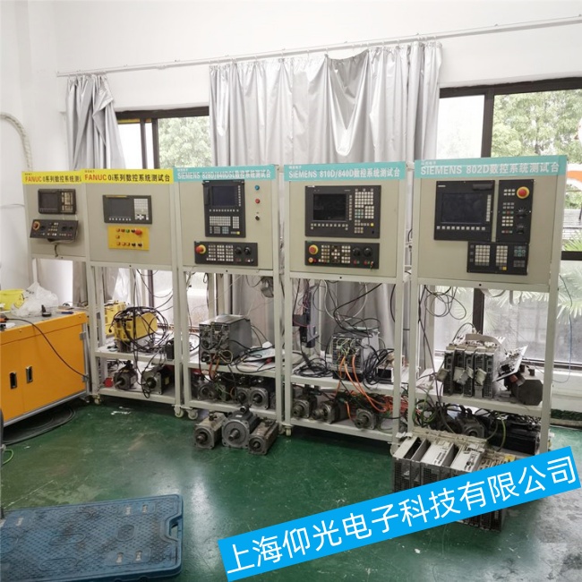 無錫馬扎克數控系統640T上電后出現花屏故障維修應用技術